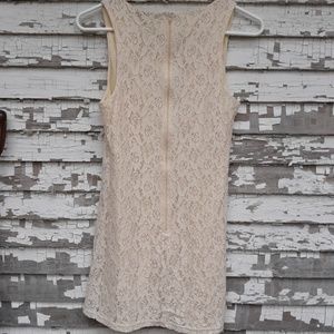 Flying Tomato Dresses - Flying tomato lace dress. Size medium Flying Tomato Dresses - Flying tomato lace dress. Size medium